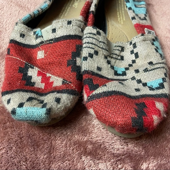 Tribal Print Wool Toms Slip Ons Size 8 - Picture 2 of 6